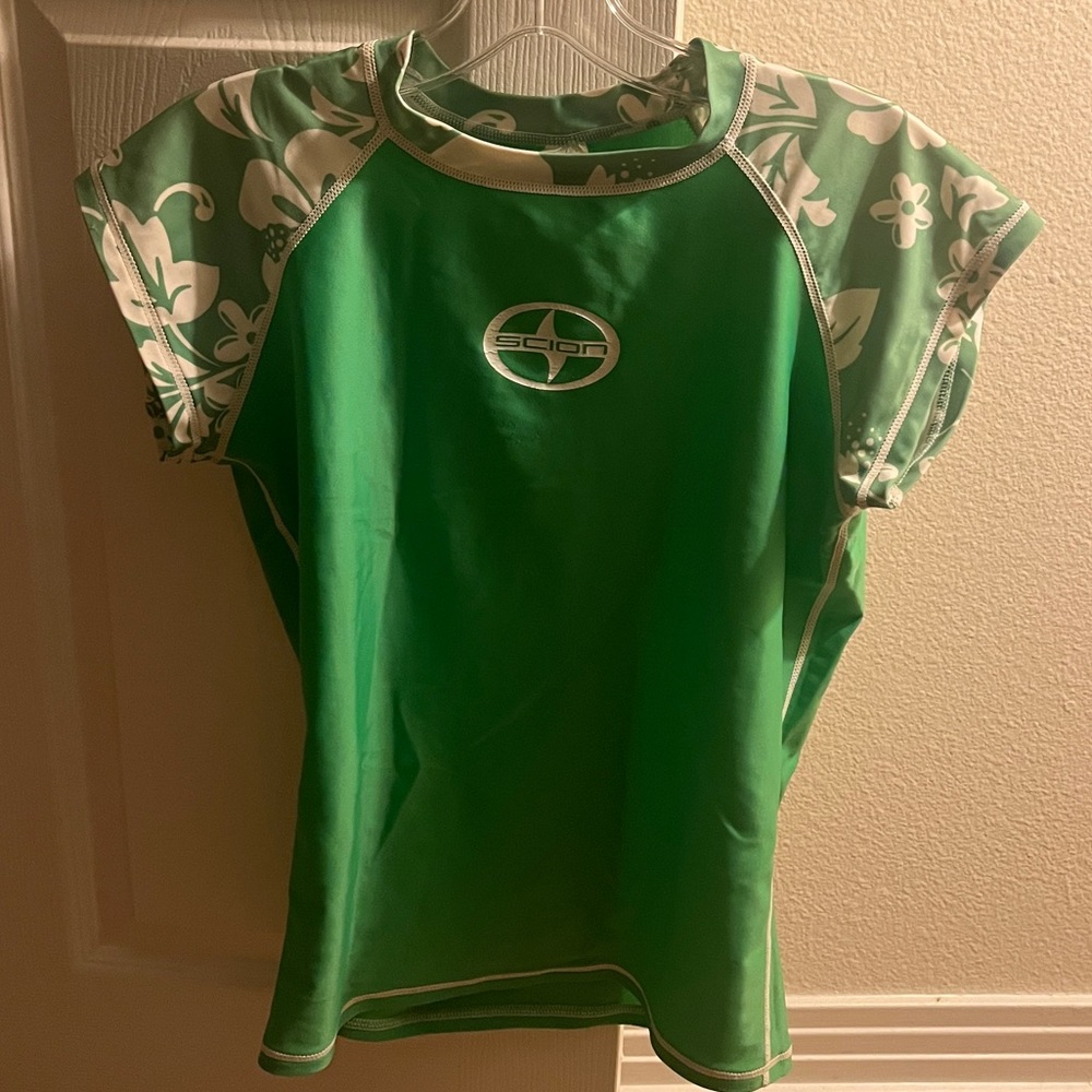 Rash guard